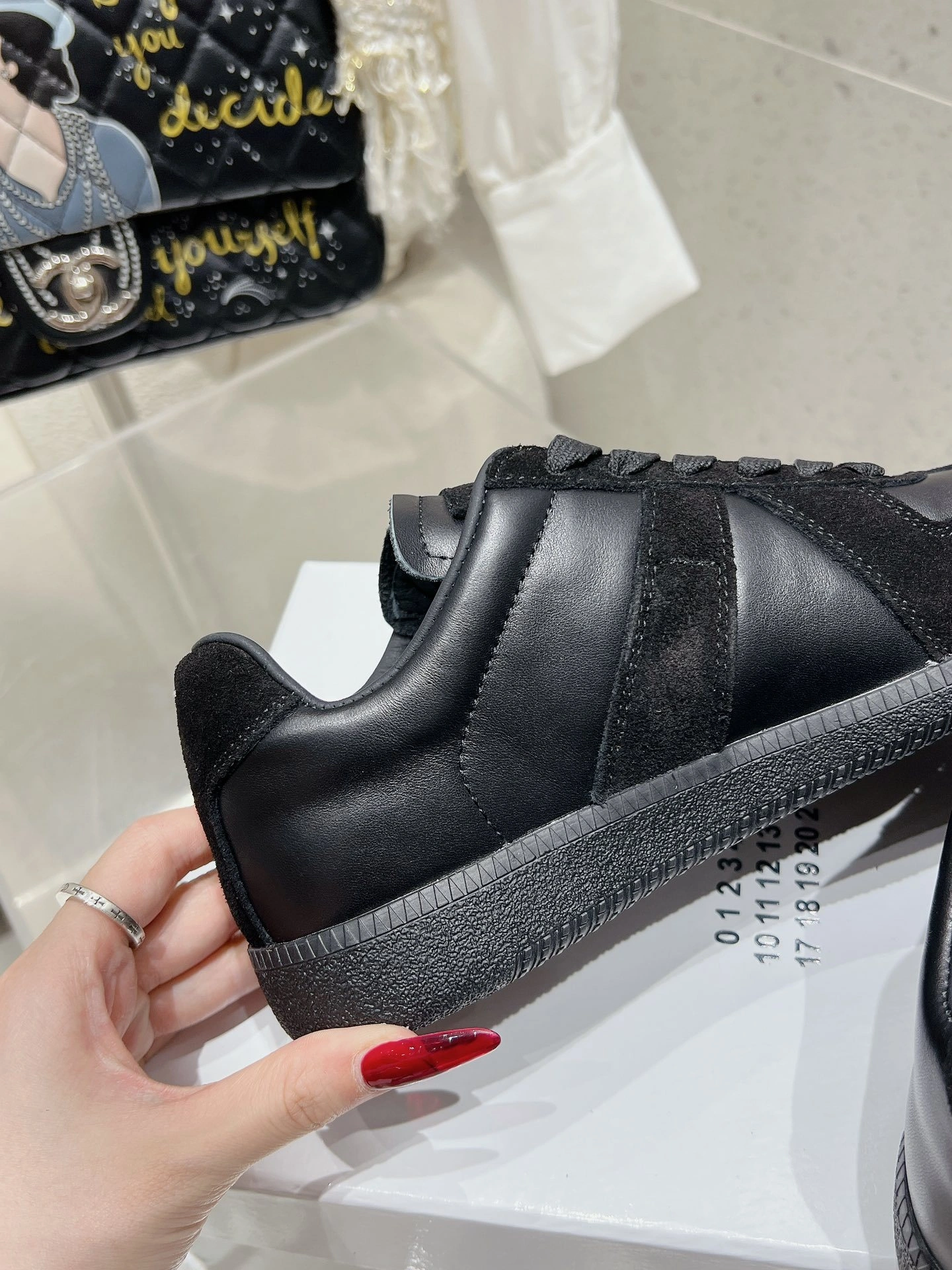 OOBB--- 71iso97 S57WS0236P1897900 cowhide 2.5CM item：D-X000I1096T